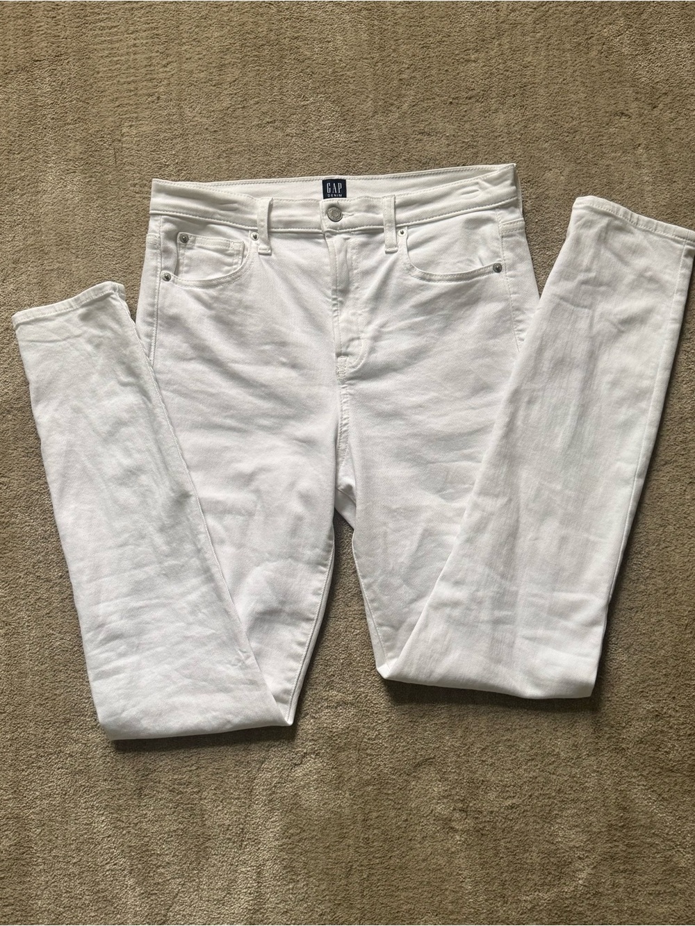 GAP White Skinny Jeans